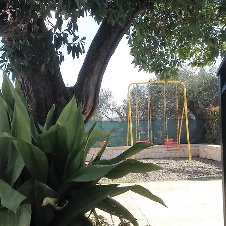 Casa Delle Rondini לינה וארוחת בוקר