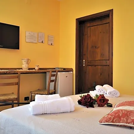 Casa Delle Rondini 3*