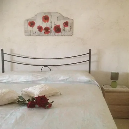 Casa Delle Rondini 住宿加早餐酒店 3*