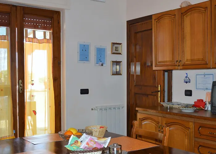 Casa Delle Rondini Oda ve Kahvaltı 3*